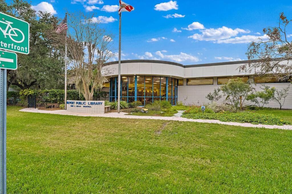 סיינט פיטרסברג Quaint Gulfport Beach Bungalow מראה חיצוני תמונה